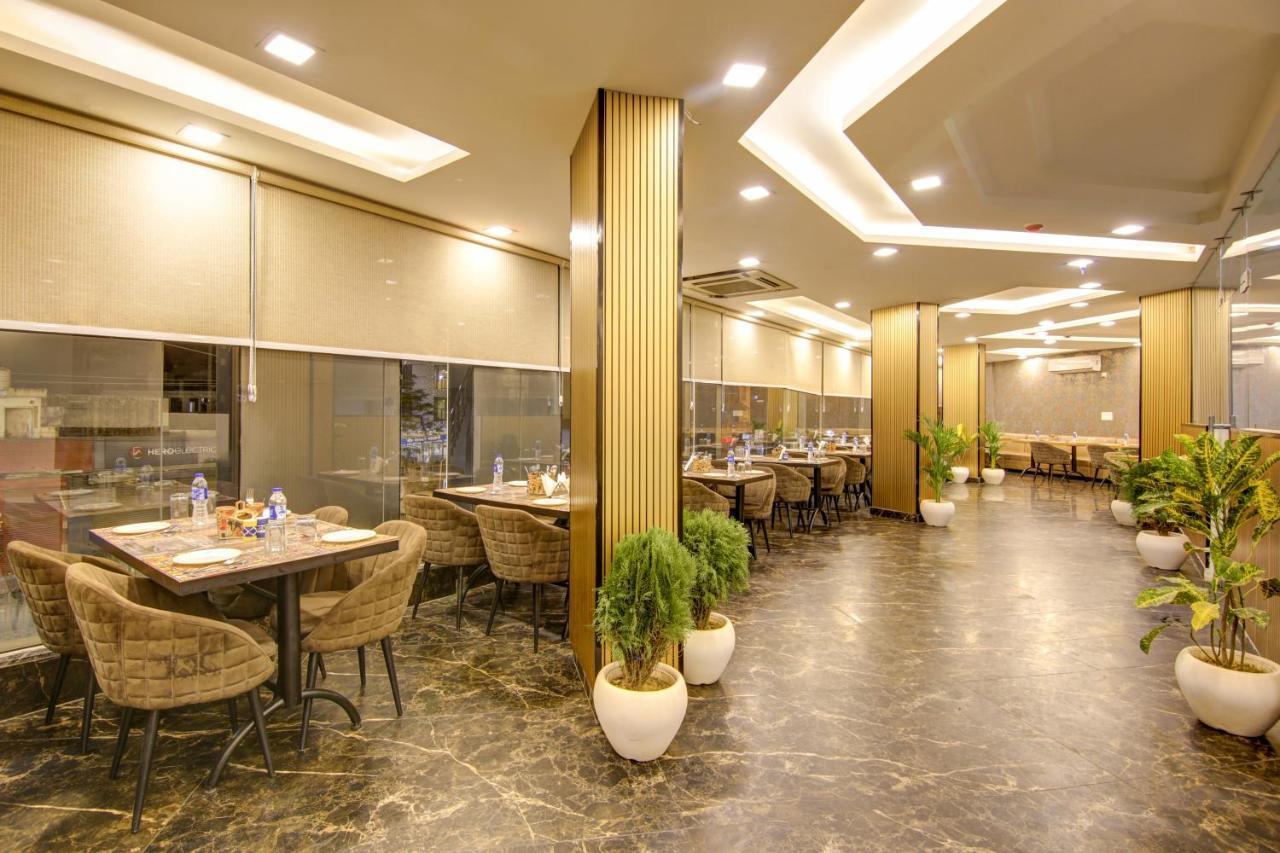 Hotel Park Tree Near Delhi Airport Yeni Delhi Dış mekan fotoğraf