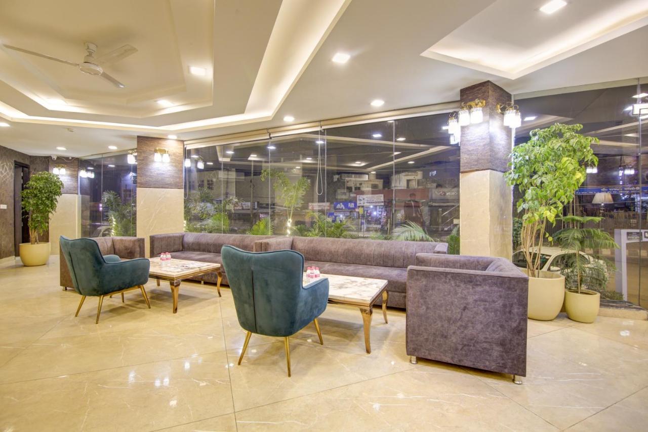 Hotel Park Tree Near Delhi Airport Yeni Delhi Dış mekan fotoğraf